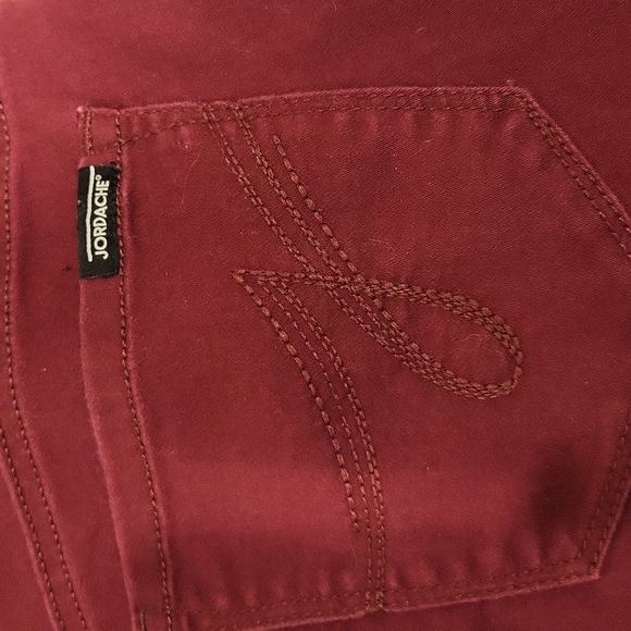 Jordache skinny jeans - Picture 9 of 11